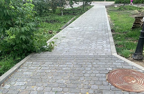В Никольске обновляется сквер на улице Московской В Никольске обновляется сквер на улице Московской